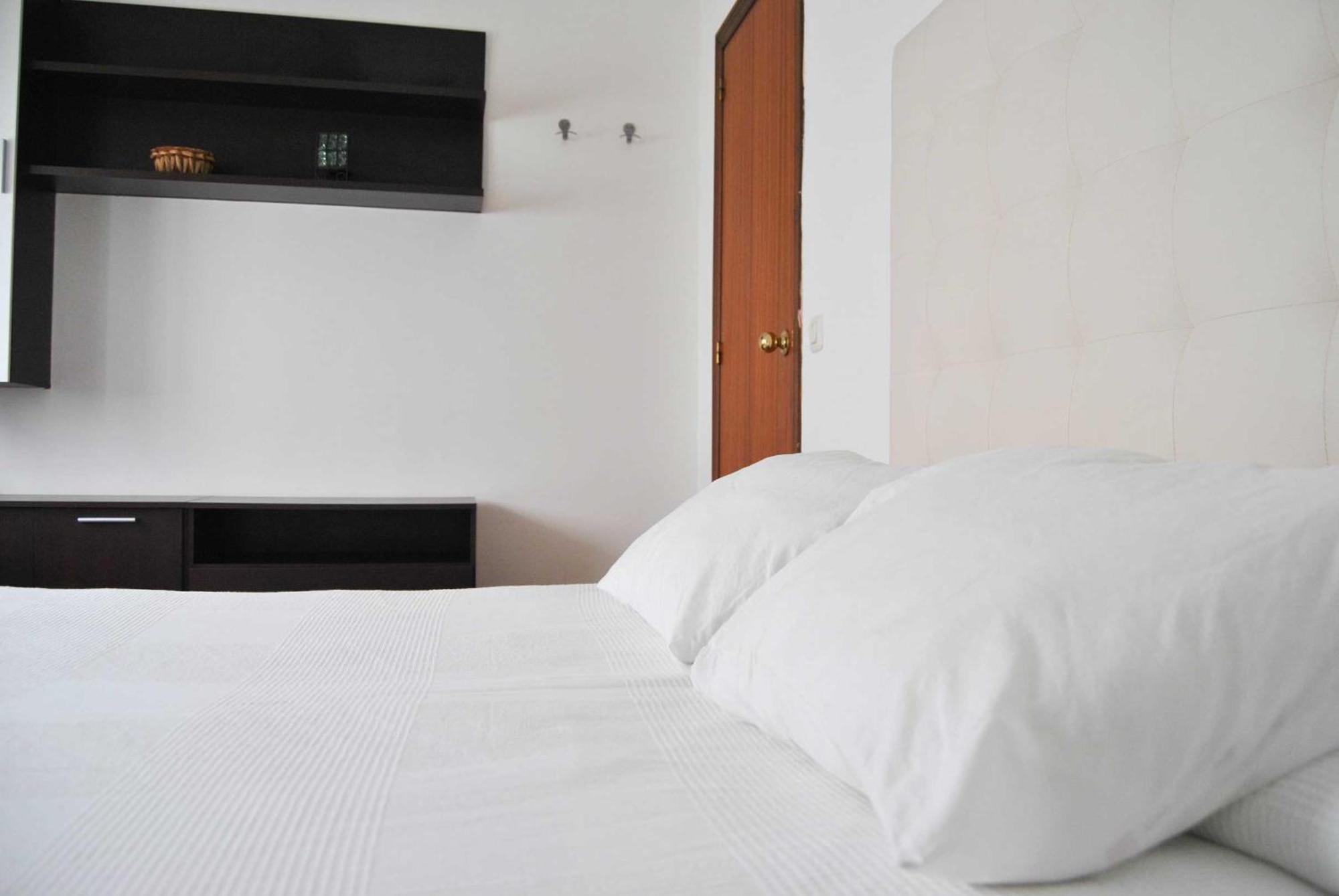 ALOJA SEVILLA - Apartamento Calle Pozo Exterior foto